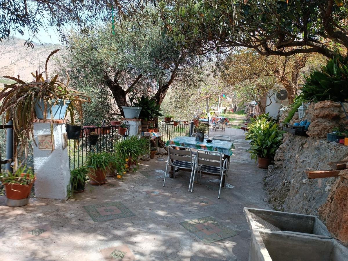 El Rio Villa Durcal Exterior photo